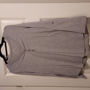 Grey Travex shirt with convertable sleeves